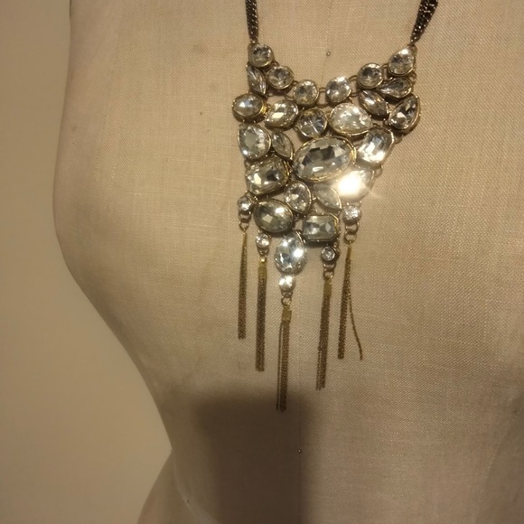 Iris Apfel & Bajalia Clear Rhinestone Gold Toned Statement Necklace - Picture 11 of 15